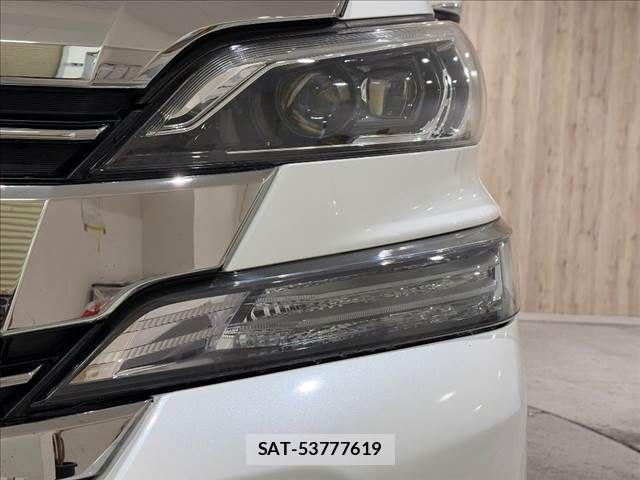 Toyota VELLFIRE 2017-03 8850953-25