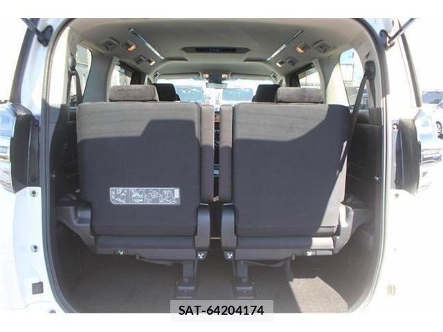 Toyota VELLFIRE 2020-03 8850949-29