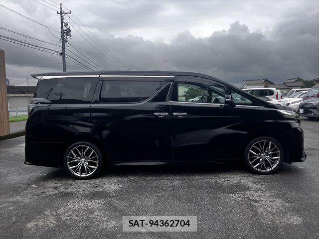 Toyota VELLFIRE 2017-02 8850950-22