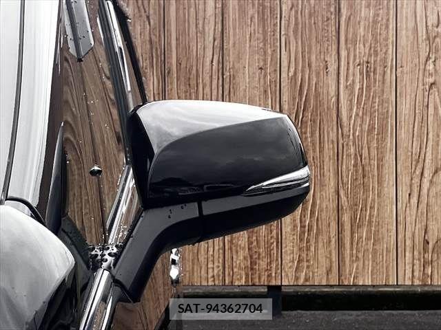 Toyota VELLFIRE 2017-02 8850950-27
