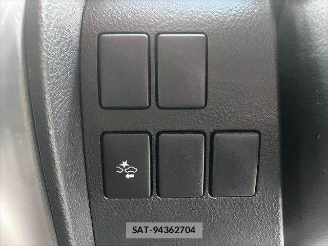 Toyota VELLFIRE 2017-02 8850950-7