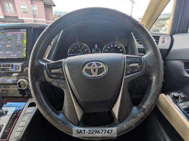 Toyota VELLFIRE 2017-05 8850955-13