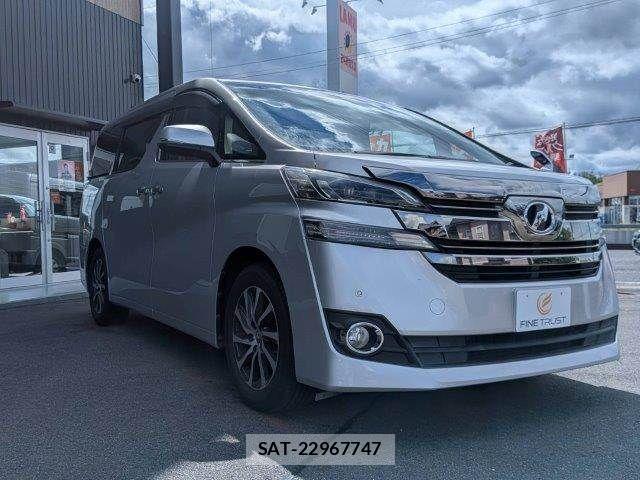 Toyota VELLFIRE 2017-05 8850955-18