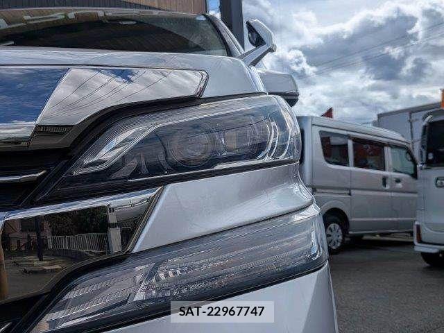 Toyota VELLFIRE 2017-05 8850955-24
