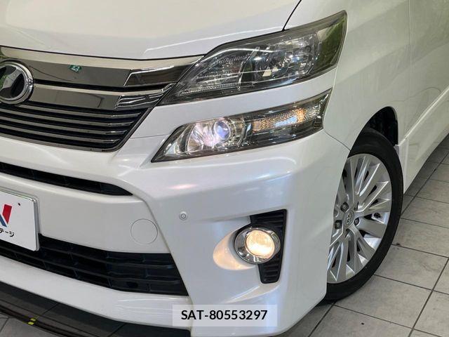 Toyota VELLFIRE 2012-11 8850956-11