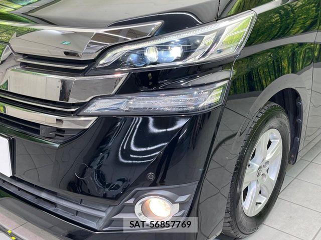 Toyota VELLFIRE 2017-04 8850952-12