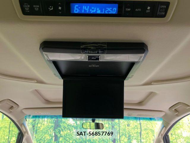 Toyota VELLFIRE 2017-04 8850952-2
