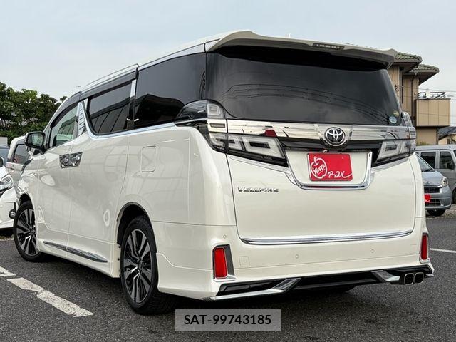 Toyota VELLFIRE 2019-03 8872322-2