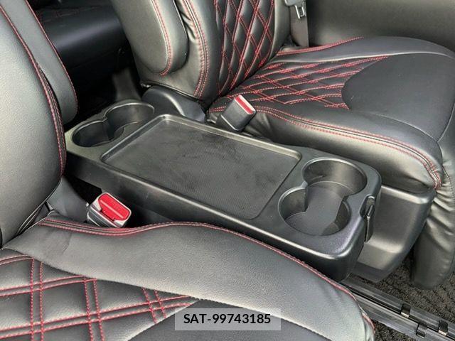 Toyota VELLFIRE 2019-03 8872322-29