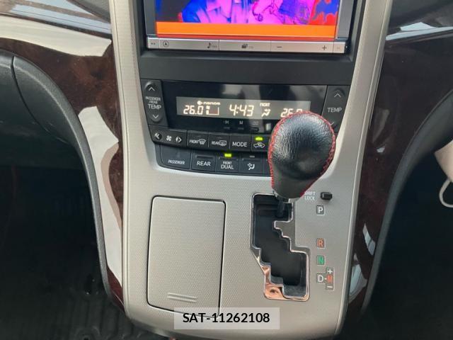 Toyota VELLFIRE 2014-07 8872327-22