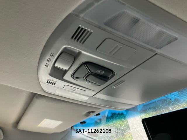 Toyota VELLFIRE 2014-07 8872327-26