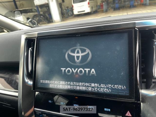 Toyota VELLFIRE 2018-02 8882718-15