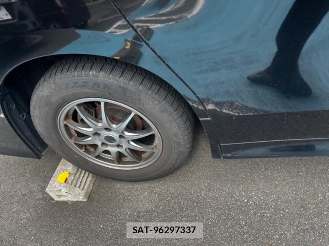 Toyota VELLFIRE 2018-02 8882718-3