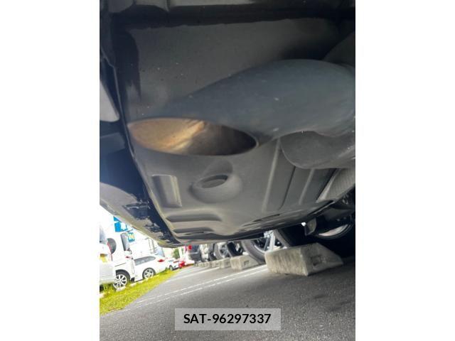 Toyota VELLFIRE 2018-02 8882718-5