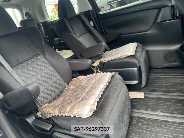 Toyota VELLFIRE 2018-02 8882718-7