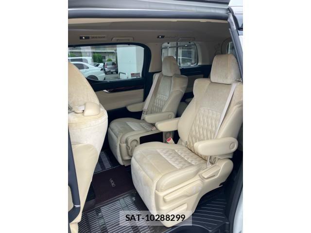 Toyota VELLFIRE 2015-04 8882723-12