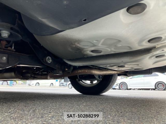 Toyota VELLFIRE 2015-04 8882723-7