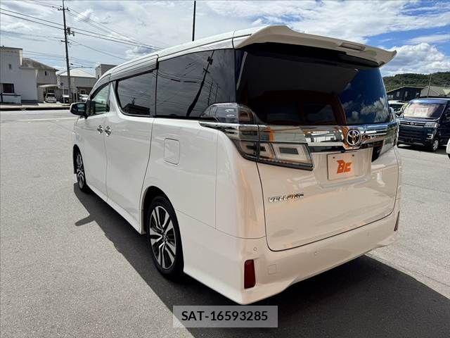 Toyota VELLFIRE 2020-02 8882703-12