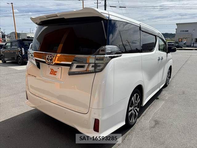 Toyota VELLFIRE 2020-02 8882703-14