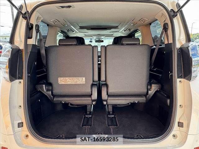 Toyota VELLFIRE 2020-02 8882703-19