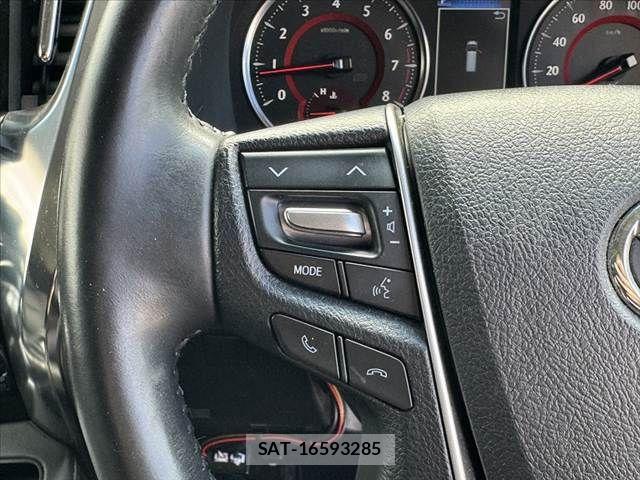 Toyota VELLFIRE 2020-02 8882703-25