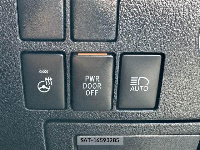 Toyota VELLFIRE 2020-02 8882703-28