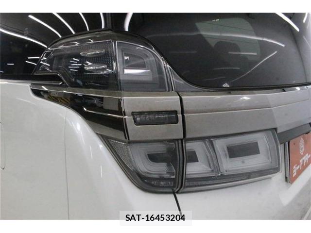 Toyota VELLFIRE 2018-04 8882716-19