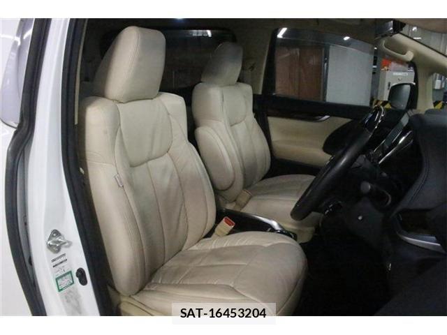 Toyota VELLFIRE 2018-04 8882716-28