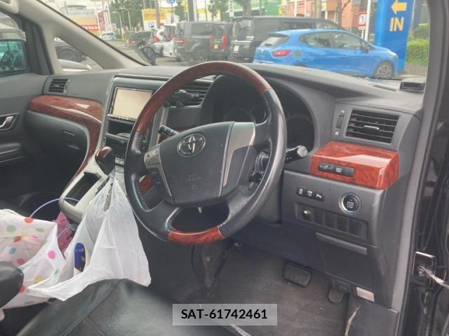 Toyota VELLFIRE 2009-12 8882737-9