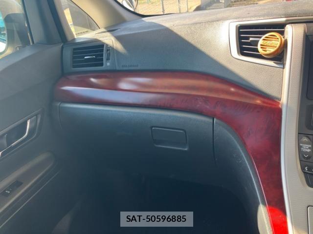 Toyota VELLFIRE 2009-10 8882744-23