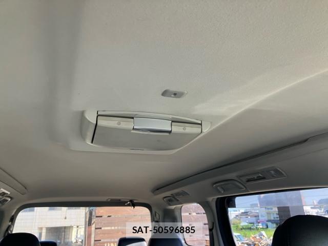 Toyota VELLFIRE 2009-10 8882744-26