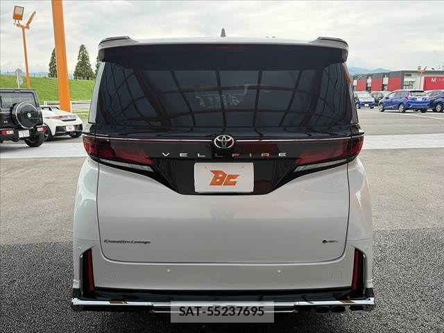 Toyota VELLFIRE 2024-10 8882699-13