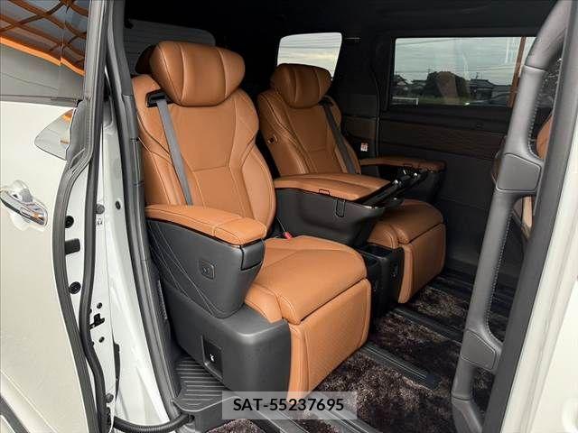 Toyota VELLFIRE 2024-10 8882699-17