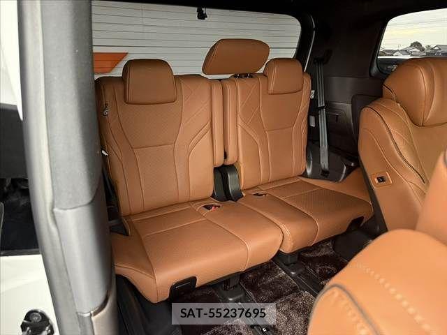 Toyota VELLFIRE 2024-10 8882699-19