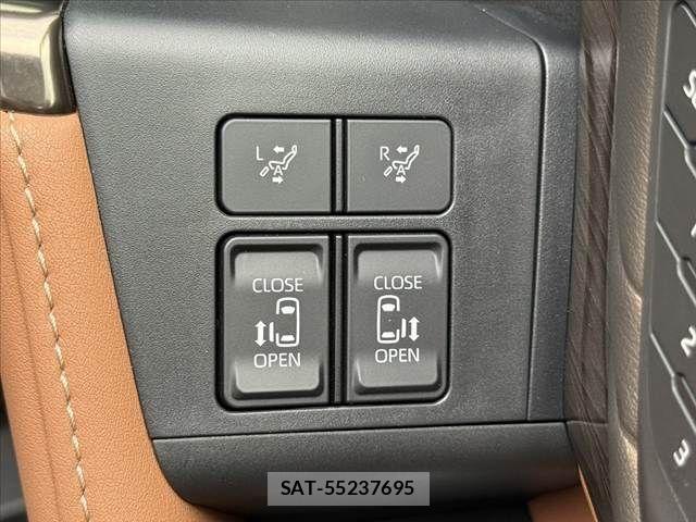 Toyota VELLFIRE 2024-10 8882699-24