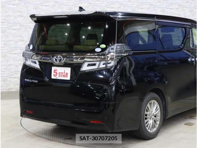Toyota VELLFIRE 2018-08 8882706-15