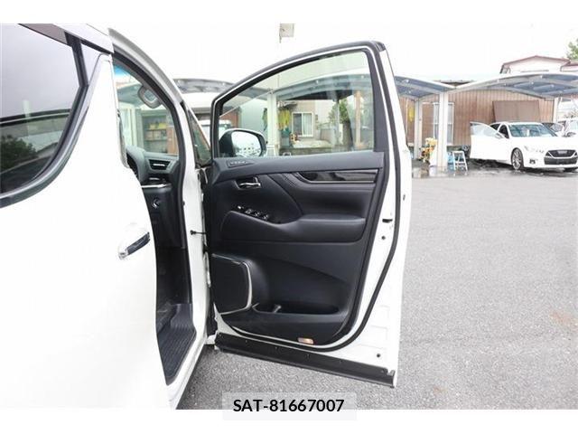 Toyota VELLFIRE 2018-05 8882704-23
