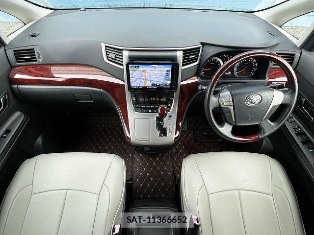 Toyota VELLFIRE 2010-10 8882731-1