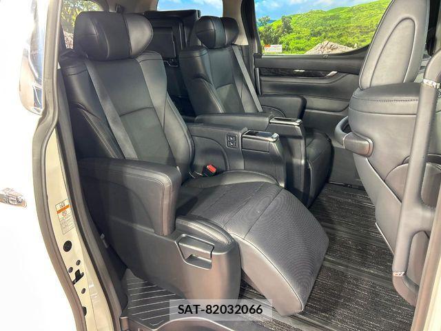 Toyota VELLFIRE 2018-02 8882702-9