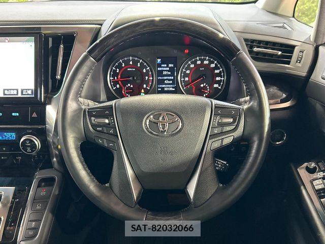 Toyota VELLFIRE 2018-02 8882702-12