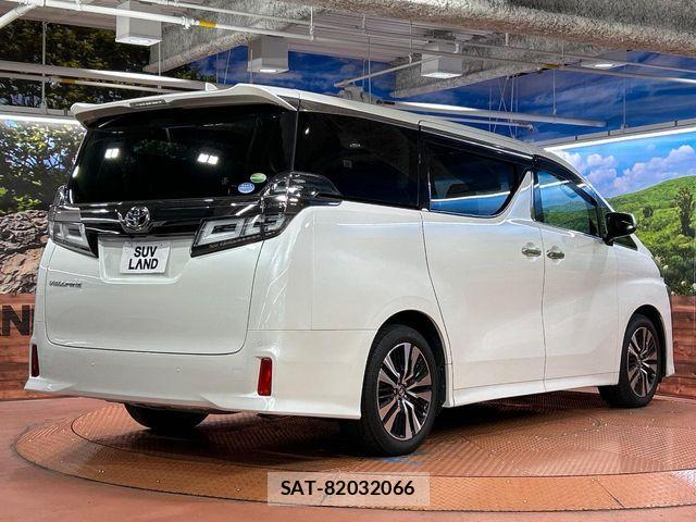 Toyota VELLFIRE 2018-02 8882702-18
