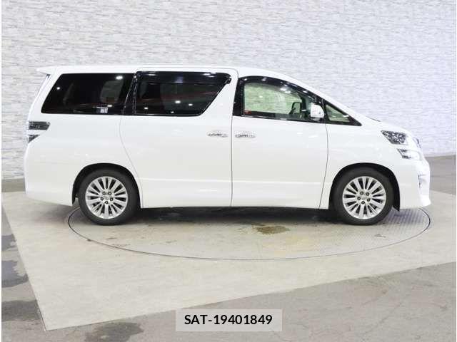 Toyota VELLFIRE 2013-08 8882719-9