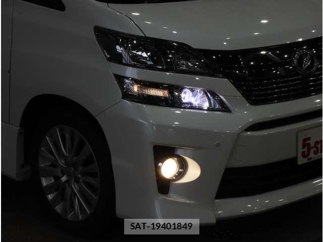 Toyota VELLFIRE 2013-08 8882719-11