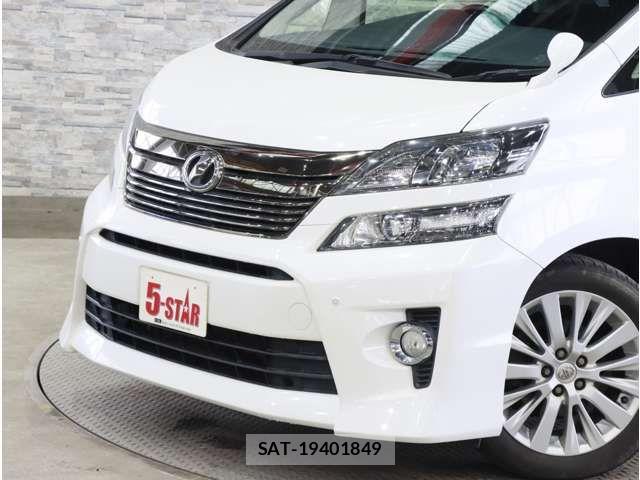 Toyota VELLFIRE 2013-08 8882719-12