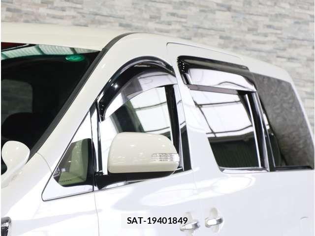Toyota VELLFIRE 2013-08 8882719-13