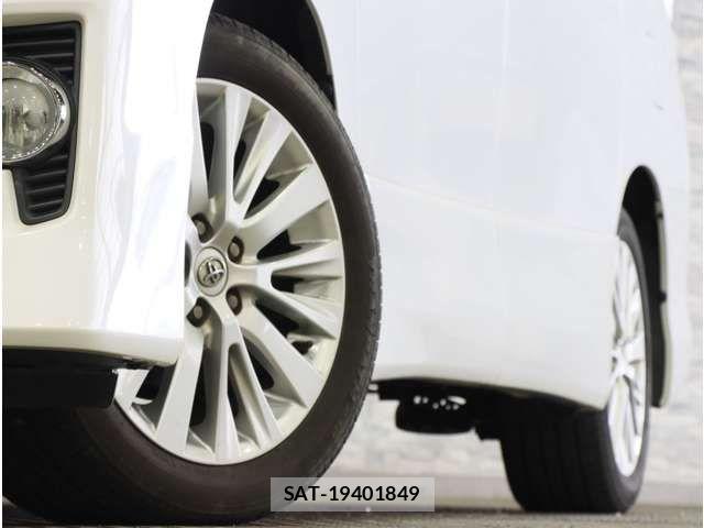 Toyota VELLFIRE 2013-08 8882719-14