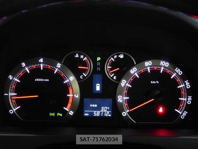 Toyota VELLFIRE 2013-11 8882720-18