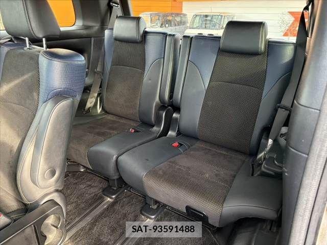 Toyota VELLFIRE 2017-09 8882726-20