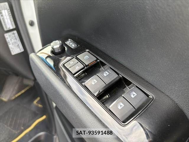 Toyota VELLFIRE 2017-09 8882726-23