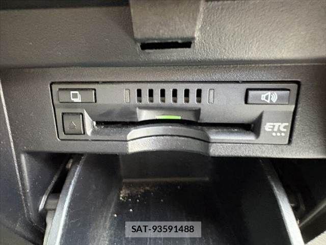 Toyota VELLFIRE 2017-09 8882726-28